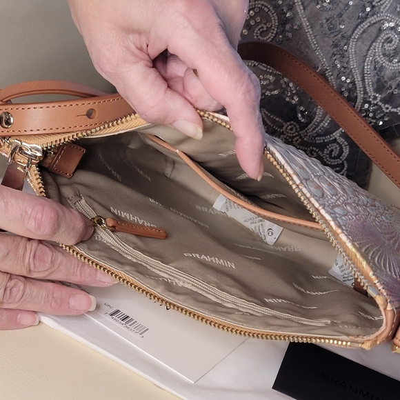 Brahmin Katie Scallop Bondi Iridescent Adjustable Crossbody Bag NWT - Picture 7 of 10